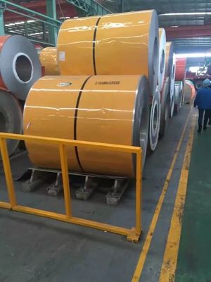 Rollo di bobina in acciaio inossidabile versatile e resistente per varie applicazioni industriali